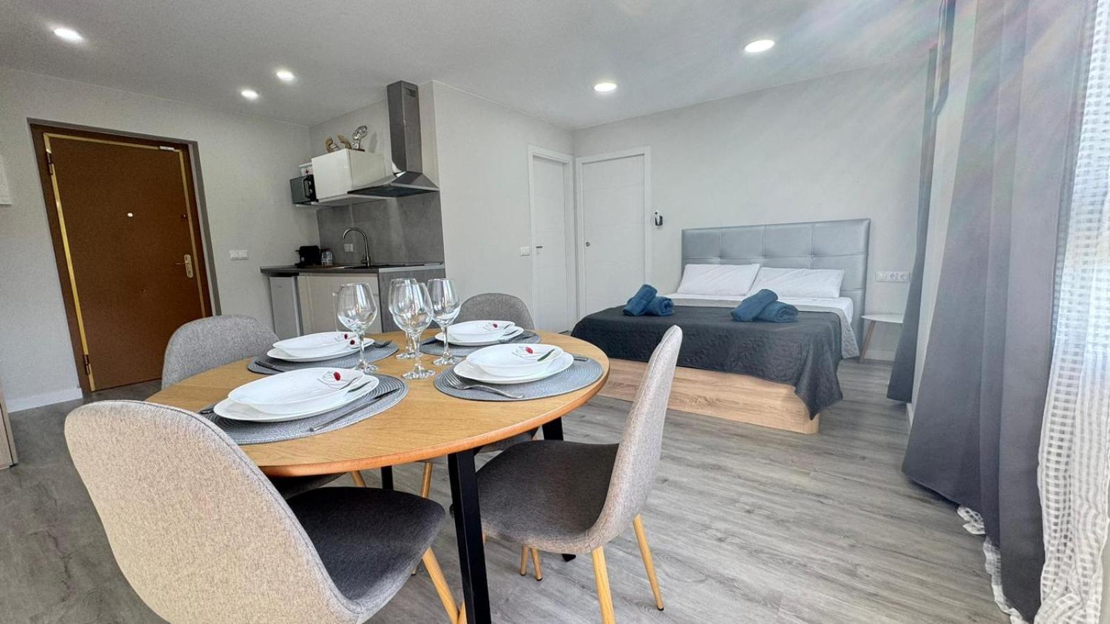Versus Apartments Near City Of Arts III Valence Extérieur photo